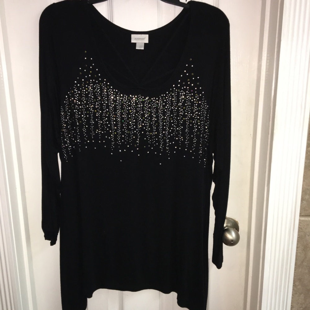 Avenue Studded 3/4 Sleeve blouse